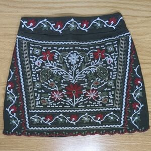 Mi Ami Green Floral Embroidered Mini Skirt